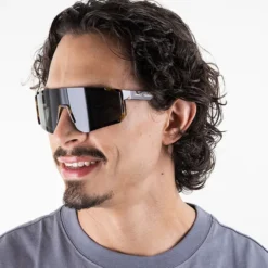 Charly Therapy Lunettes de Soleil Miles - Militaire