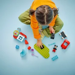 DUPLO Disney™ La Maison et la Voiture de Mickey