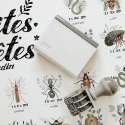 Les Petites Dates Affiche Les Petites Bêtes du Jardin - 50 x 40 cm