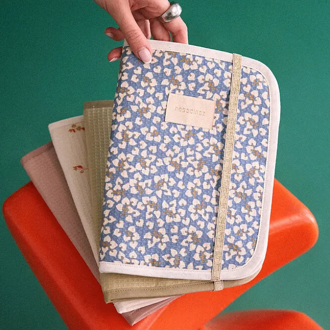 Nobodinoz Protège-carnet de Santé Poema Opéra - Blue Yumiko