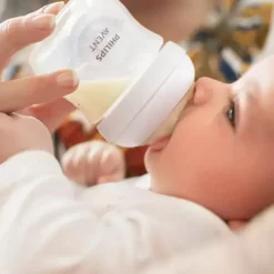 Philips Avent Coffret Cadeau Nouveau-Né Natural Response - 125 et 260 ml