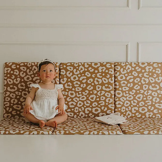 Tapilou Tapis de Jeu Réversible Tapilou x Atelier Wagram - Coeur / Léopard