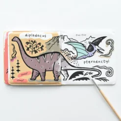 Wee Gallery Livre de Bain Color Me - Who Loves Dinosaurs
