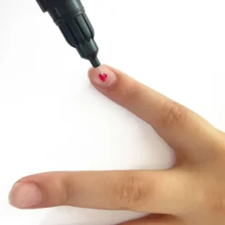 YAKA Vernis à Ongles 2-en-1 Nail Art - Lait Fraise