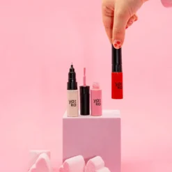 YAKA Vernis à Ongles 2-en-1 Nail Art - Lait Fraise